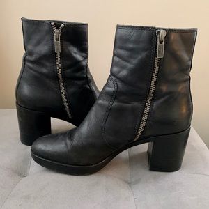 Black zipper Frye boots/booties